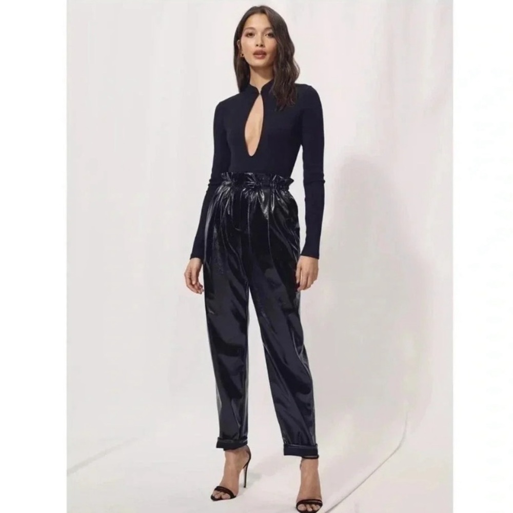 Wilfred Aritzia NWT Jive Pant in Black size Small Shiny Faux Leather Elastic